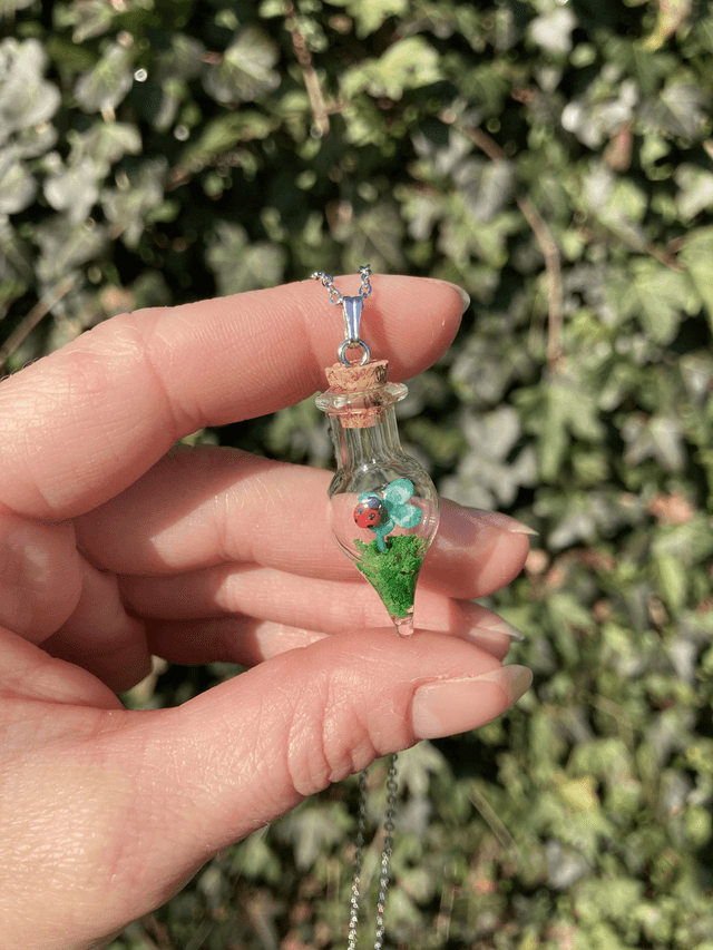 Pendentif trèfle à 4 feuilles