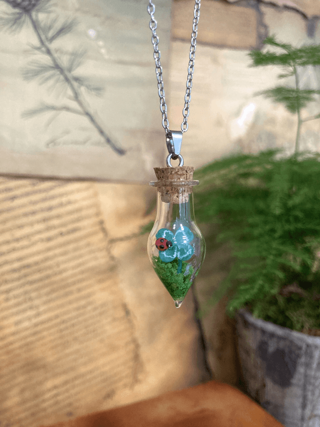 Pendentif trèfle à 4 feuilles