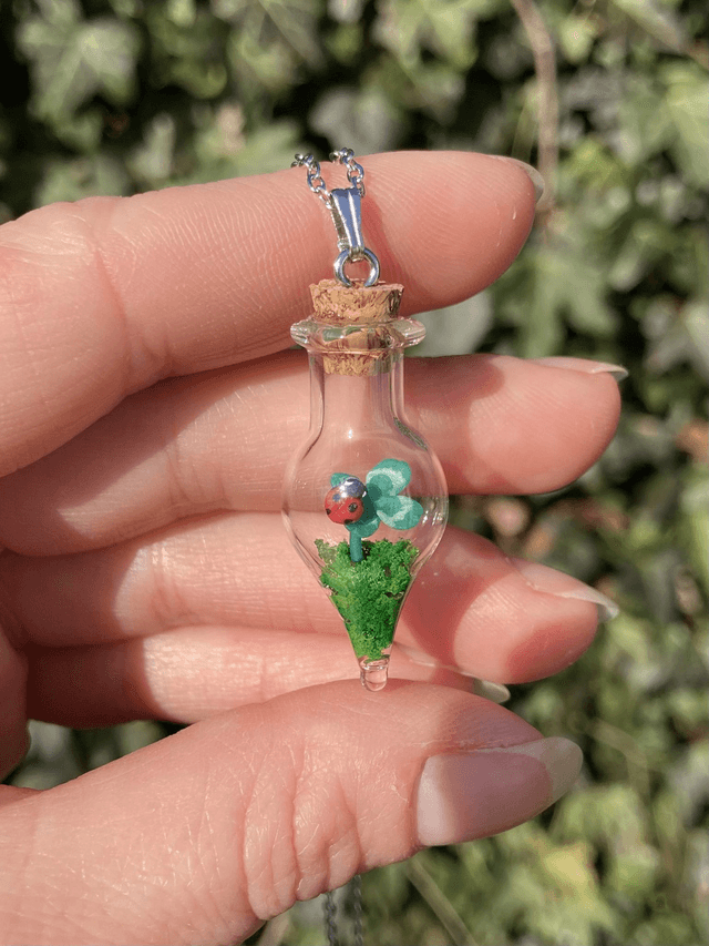 Pendentif trèfle à 4 feuilles