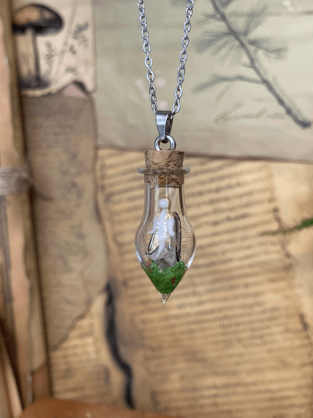Pendentif fée dorée